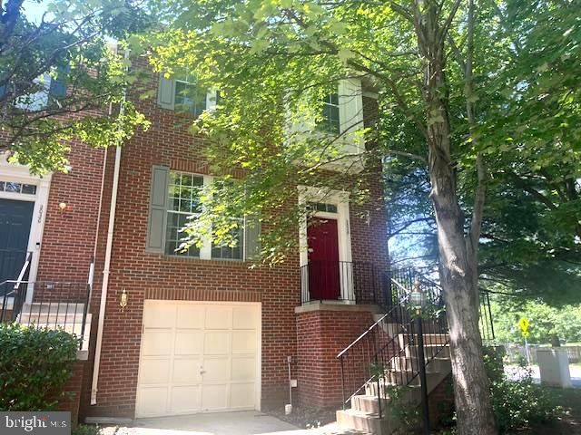 2028 MADRILLON SPRINGS CT, Vienna, VA 22182
