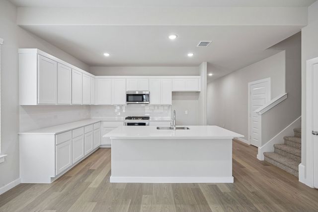 765 Lyft Lane, Aledo, TX 76008