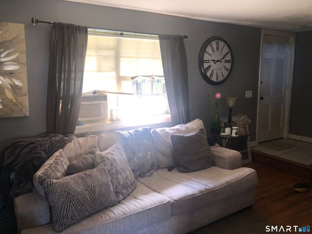 894 Burnside Avenue 2, East Hartford, CT 06108