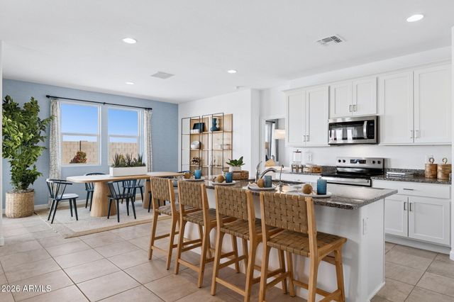 35790 N Pumpkin Drive, San Tan Valley, AZ 85140