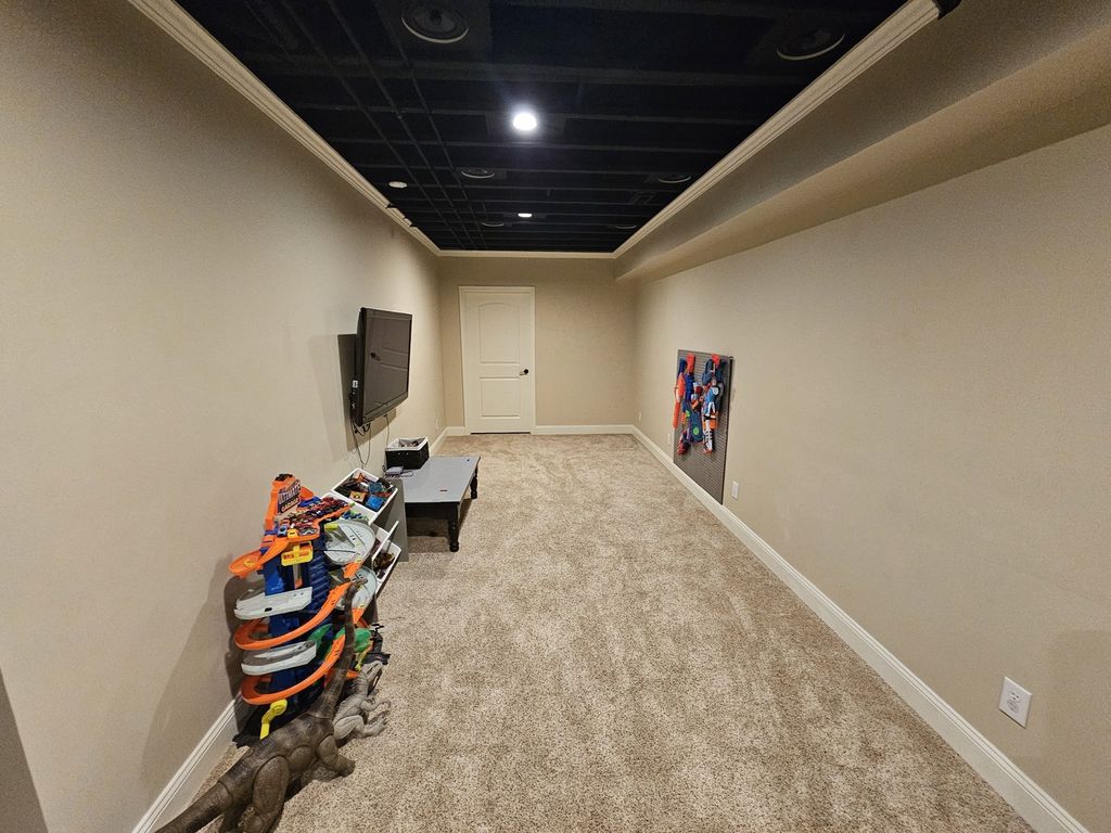 Image 50 of property listing at 15228 E Holland Drive, Mt Vernon, IL 62864