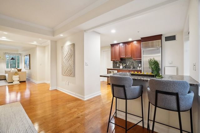 20 Chapel Street B811, Brookline, MA 02446