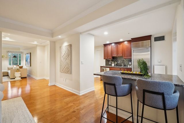 20 Chapel Street B811, Brookline, MA 02446