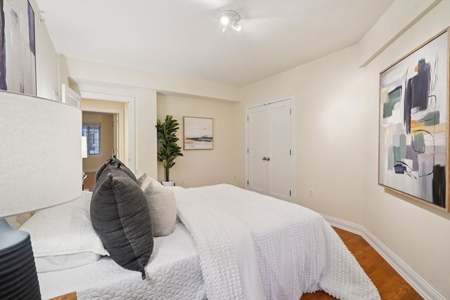 20 Chapel Street B811, Brookline, MA 02446