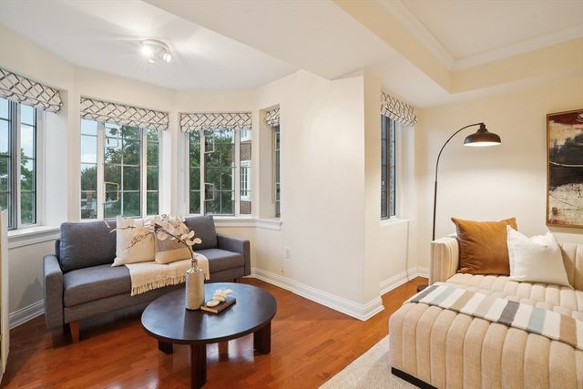 20 Chapel Street B811, Brookline, MA 02446