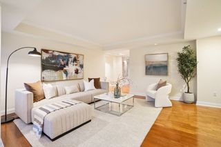 20 Chapel Street B811, Brookline, MA 02446