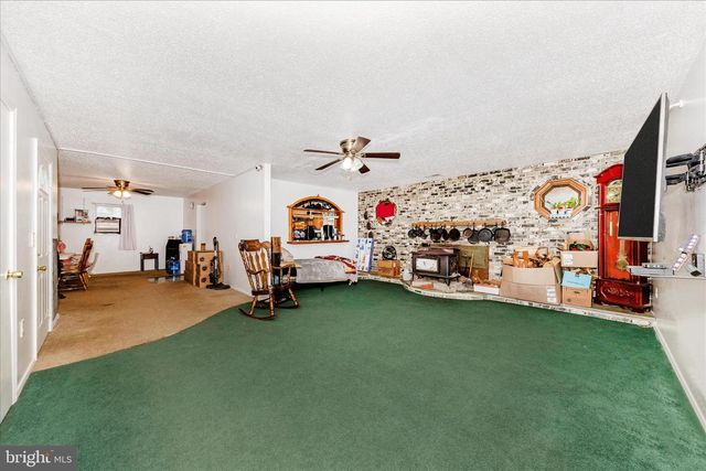 2915 FRY RD, Jefferson, MD 21755