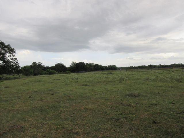 000 Clapp, Pattison, TX 77423