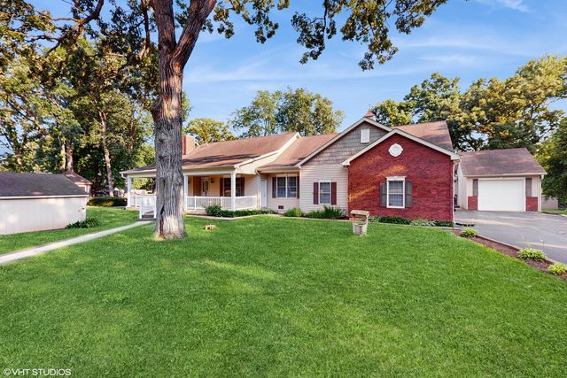 1513 Berwyn Street, Spring Grove, IL 60081