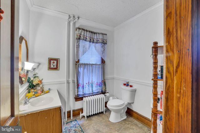 525 LINCOLN HWY E, Coatesville, PA 19320