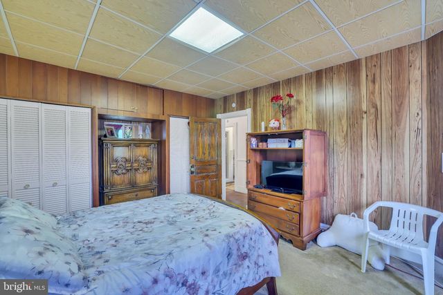 525 LINCOLN HWY E, Coatesville, PA 19320
