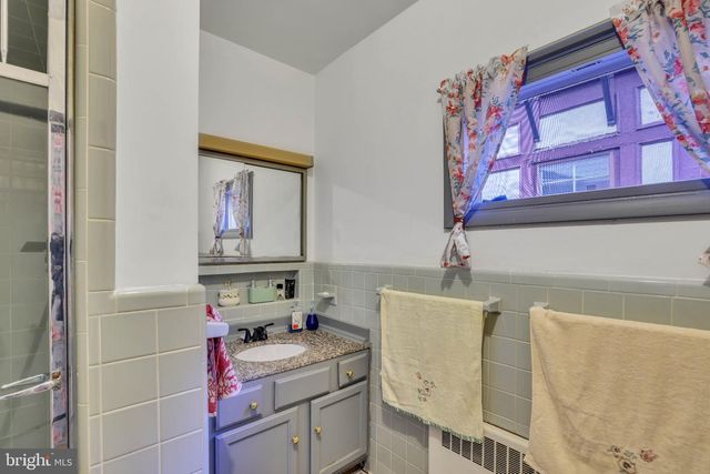 525 LINCOLN HWY E, Coatesville, PA 19320