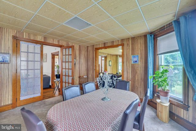 525 LINCOLN HWY E, Coatesville, PA 19320