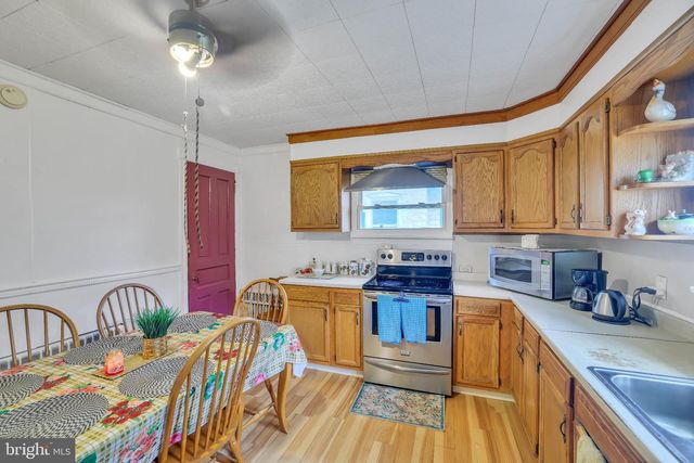 525 LINCOLN HWY E, Coatesville, PA 19320