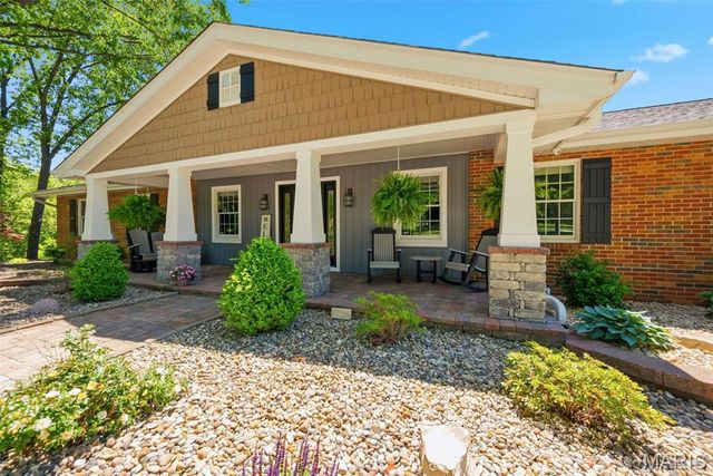 28867 State Highway W, Warrenton, MO 63383