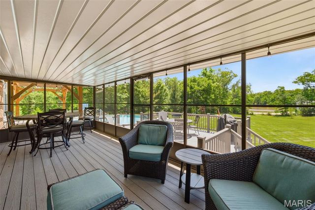 28867 State Highway W, Warrenton, MO 63383