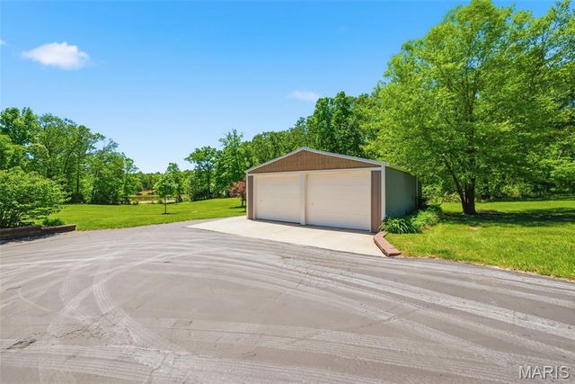 28867 State Highway W, Warrenton, MO 63383
