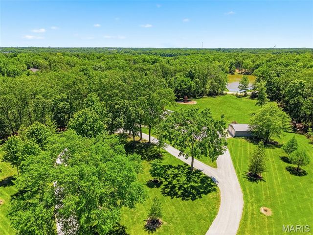 28867 State Highway W, Warrenton, MO 63383