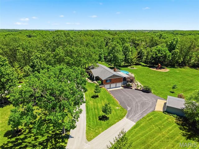 28867 State Highway W, Warrenton, MO 63383