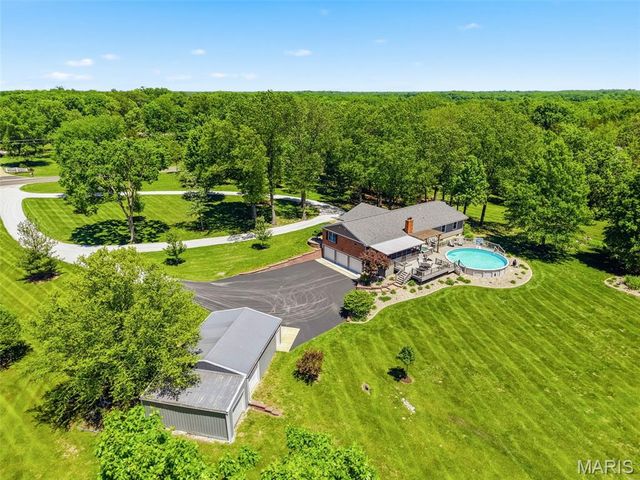 28867 State Highway W, Warrenton, MO 63383