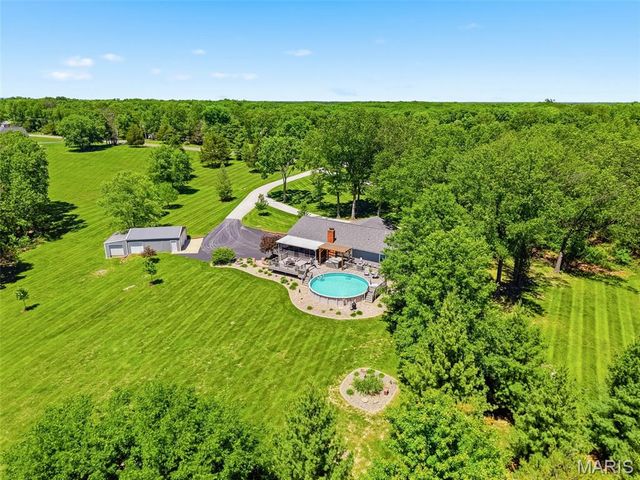 28867 State Highway W, Warrenton, MO 63383