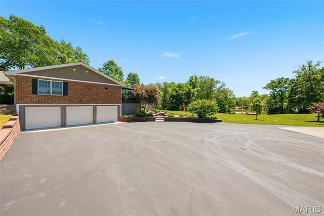 28867 State Highway W, Warrenton, MO 63383