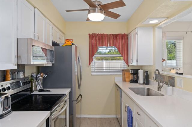 24540 HARBORVIEW ROAD D3, Punta Gorda, FL 33980