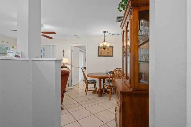 24540 HARBORVIEW ROAD D3, Punta Gorda, FL 33980