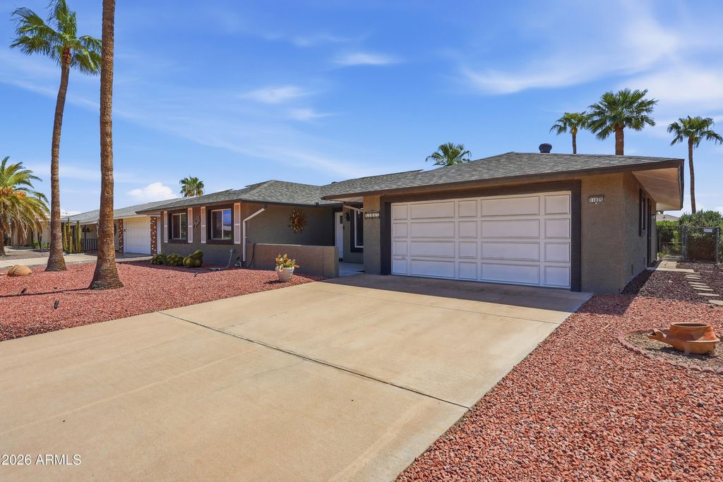 11025 W CAMPANA Drive, Sun City, AZ 85351 — photo 2