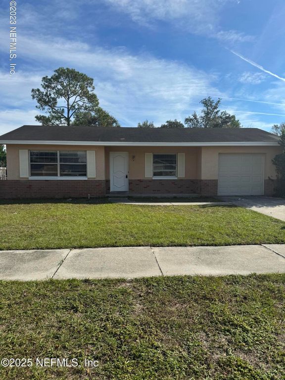 6119 TOYOTA Drive, Jacksonville, FL 32244