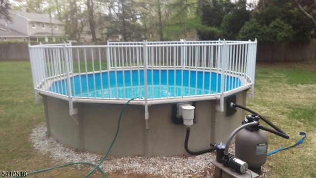 244 Manalapan Rd, Spotswood Boro, NJ 08884