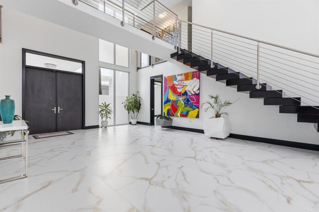 284 NE 7th Street, Boca Raton, FL 33432