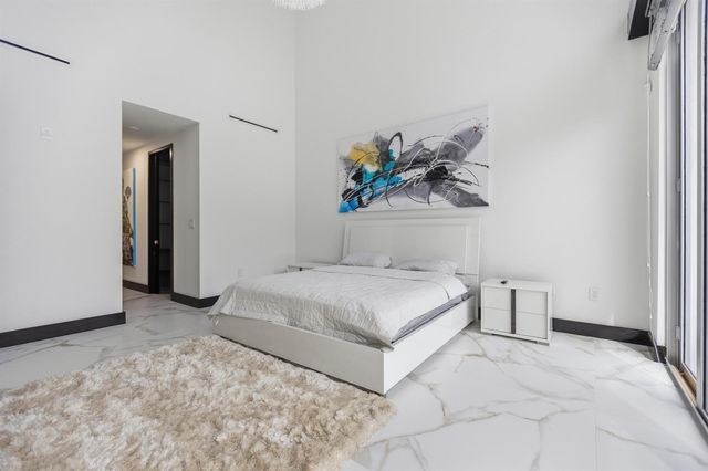 284 NE 7th Street, Boca Raton, FL 33432