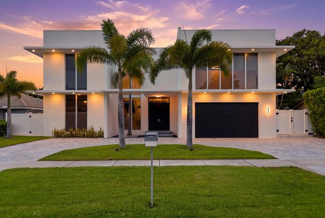 284 NE 7th Street, Boca Raton, FL 33432