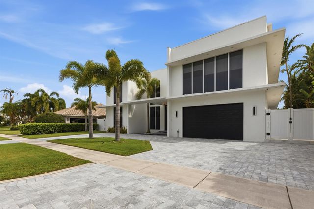 284 NE 7th Street, Boca Raton, FL 33432