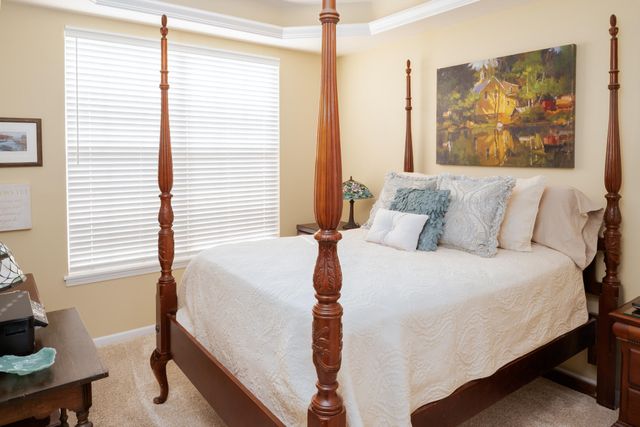 816 Charlevoix Way, Schererville, IN 46375