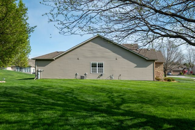 816 Charlevoix Way, Schererville, IN 46375