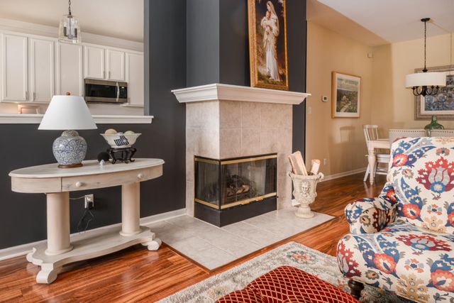 816 Charlevoix Way, Schererville, IN 46375