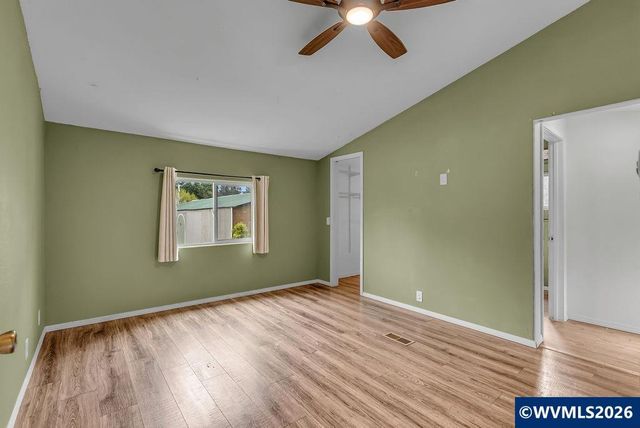 23501 NE Sunnycrest Rd, Newberg, OR 97132