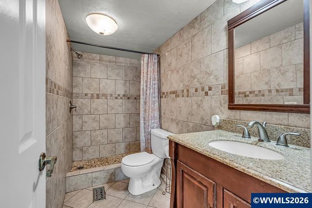 23501 NE Sunnycrest Rd, Newberg, OR 97132