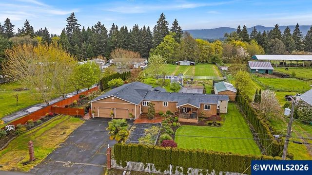 23501 NE Sunnycrest Rd, Newberg, OR 97132