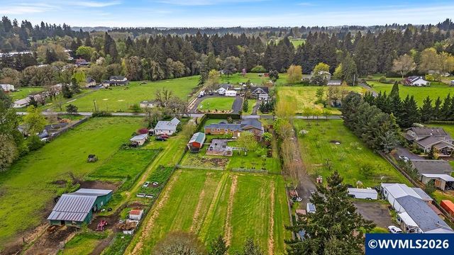 23501 NE Sunnycrest Rd, Newberg, OR 97132
