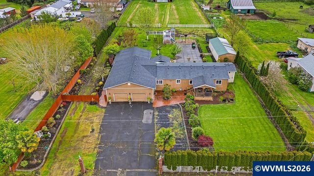 23501 NE Sunnycrest Rd, Newberg, OR 97132