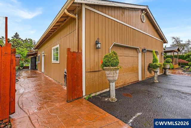 23501 NE Sunnycrest Rd, Newberg, OR 97132