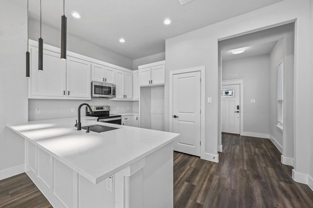 4207 Scarsdale Lane, Dallas, TX 75227