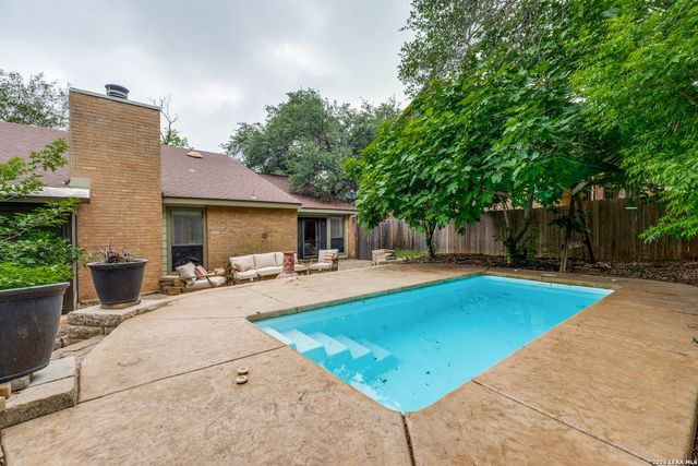 3610 SHALLOW BROOK ST, San Antonio, TX 78247