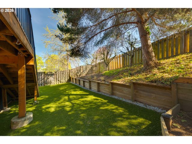 17240 Sw HART Way, Beaverton, OR 97007