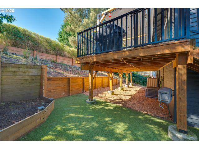 17240 Sw HART Way, Beaverton, OR 97007