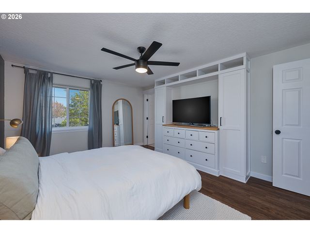 17240 Sw HART Way, Beaverton, OR 97007