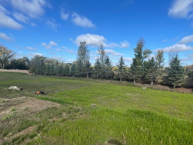 625 Remington Court, Eagan, MN 55123